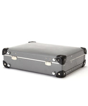 Load image into Gallery viewer, Globe-Trotter X Todd Snyder 16