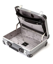 Load image into Gallery viewer, Globe-Trotter X Todd Snyder 16