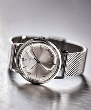 Load image into Gallery viewer, Exclusive Timex Marlin Mesh Band Watch in Silver 34mm
